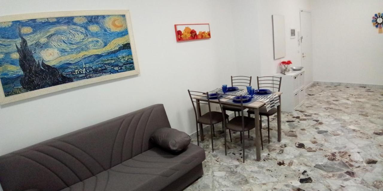 Station suite Bari Extérieur photo