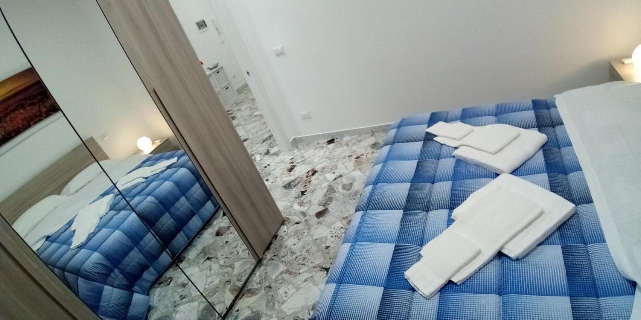 Station suite Bari Extérieur photo